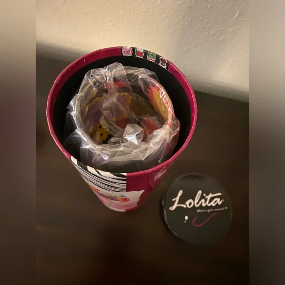 Lolita celebrate her